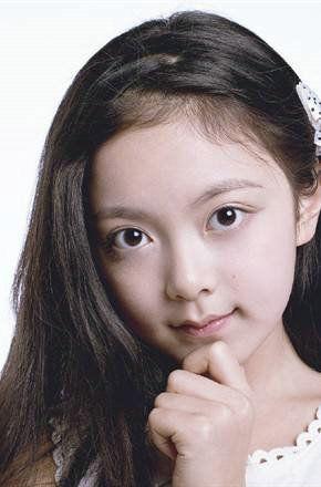 李欣烨个人资料,才华横溢的年轻艺术家，多才多艺的人生轨迹