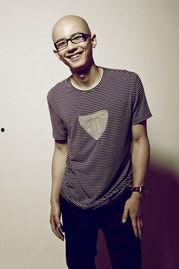 歌星平安生活照